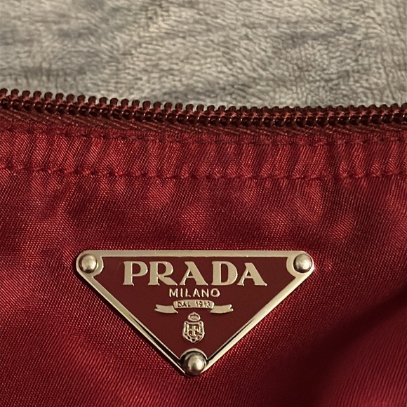 Prada Red Tote Bag with Soft Fabric and Long Leather Straps - Picture 3 of 3
